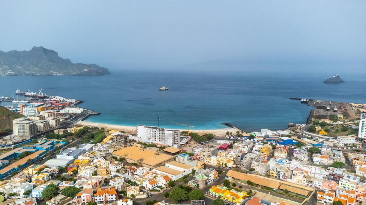 Simabo'S Backpackers' Hostel Mindelo Buitenkant foto