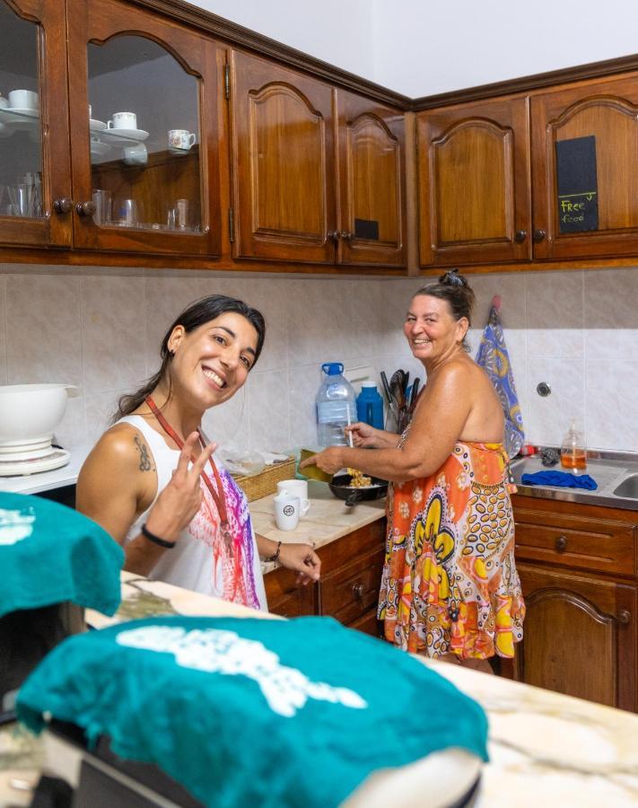 Simabo'S Backpackers' Hostel Mindelo Buitenkant foto